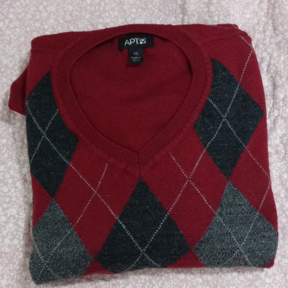 Apt.9 red V neck sweater